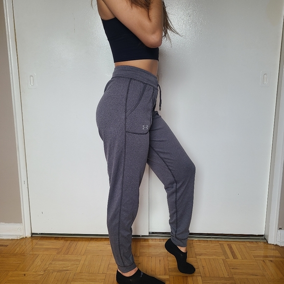 Under Armour joggers grey size XS fits S-M - Picture 3 of 5